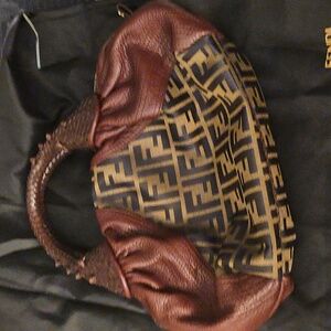 Fendi Burgendy Or Brown and lack Shoulder Ba